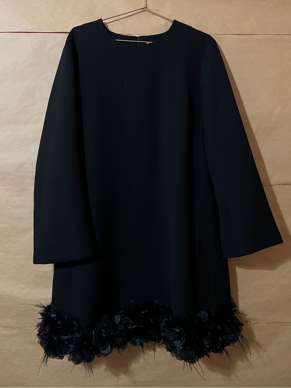 Tuckernuck | Organza and Feather Trim Dalia Dress A-Line Mini Cocktail Size XL